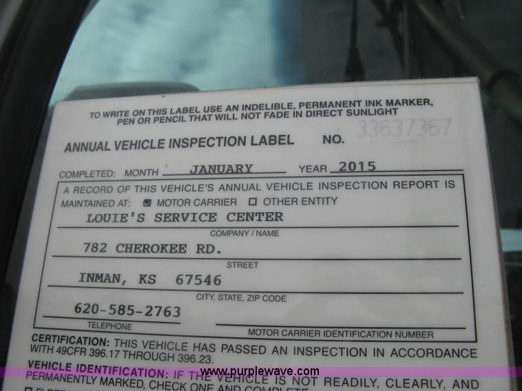 image for item L6409 2005 Sterling L9500 vacuum tank truck