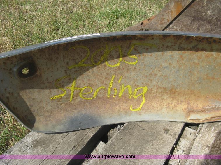 image for item L6409 2005 Sterling L9500 vacuum tank truck