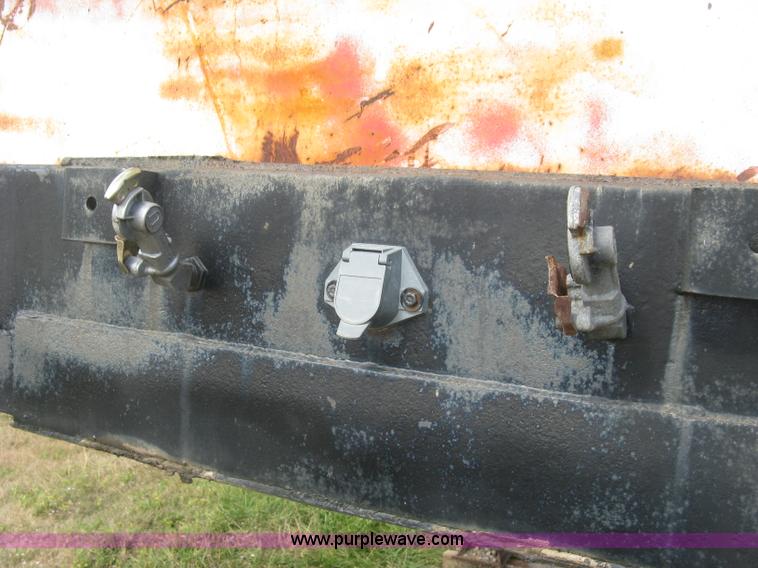 image for item L6411 1989 Fontaine DFT4-7048 drop deck trailer