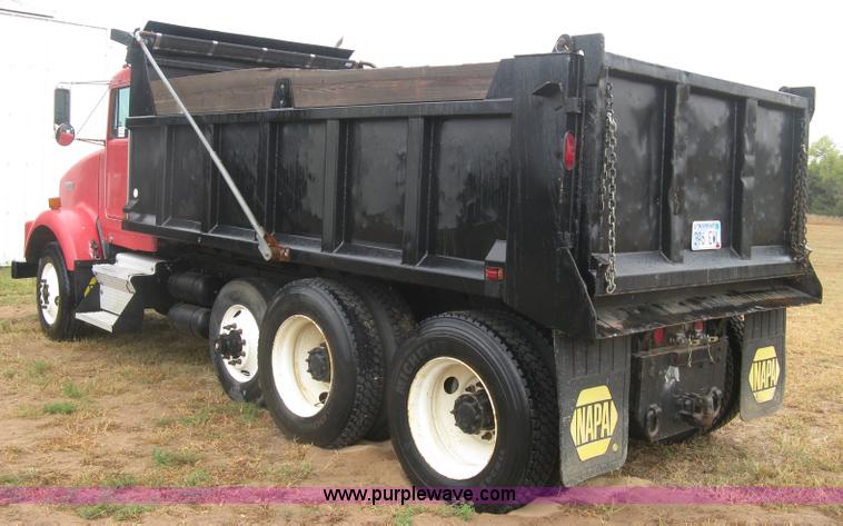 image for item L6414 1995 Kenworth T800 dump truck