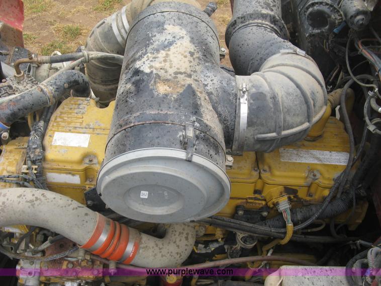 image for item L6414 1995 Kenworth T800 dump truck