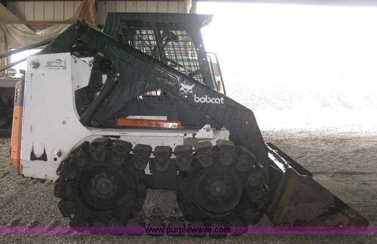image for item L6415 1995 Bobcat 773 skid steer