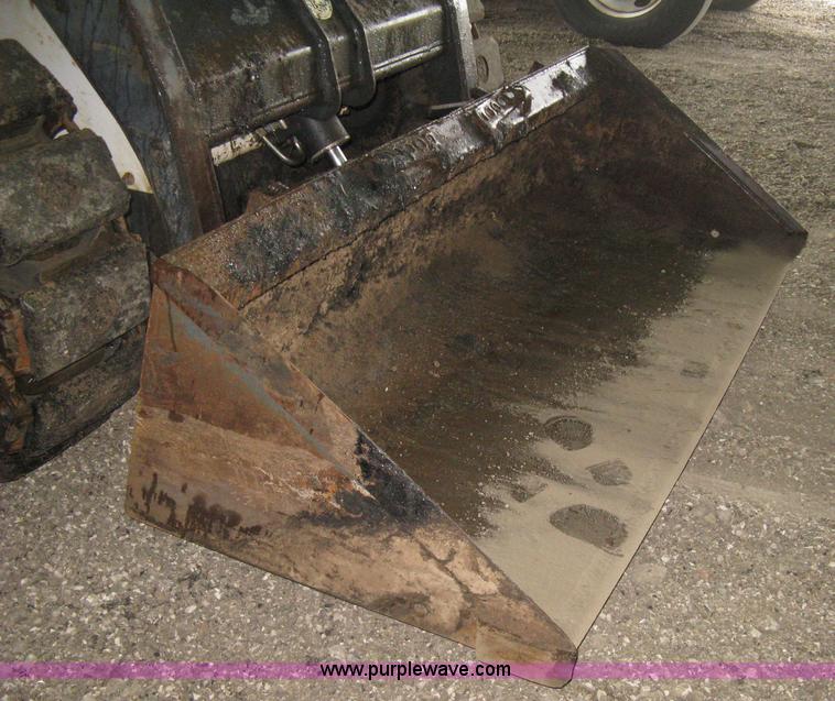 image for item L6415 1995 Bobcat 773 skid steer
