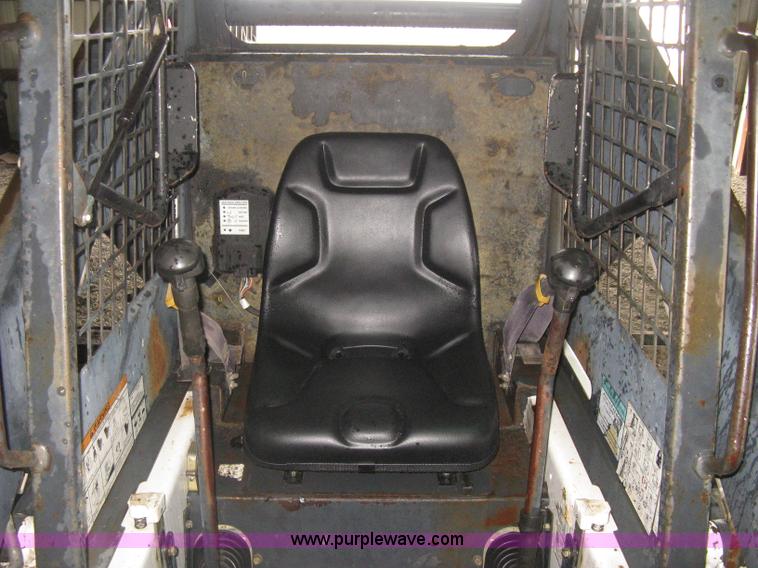 image for item L6415 1995 Bobcat 773 skid steer