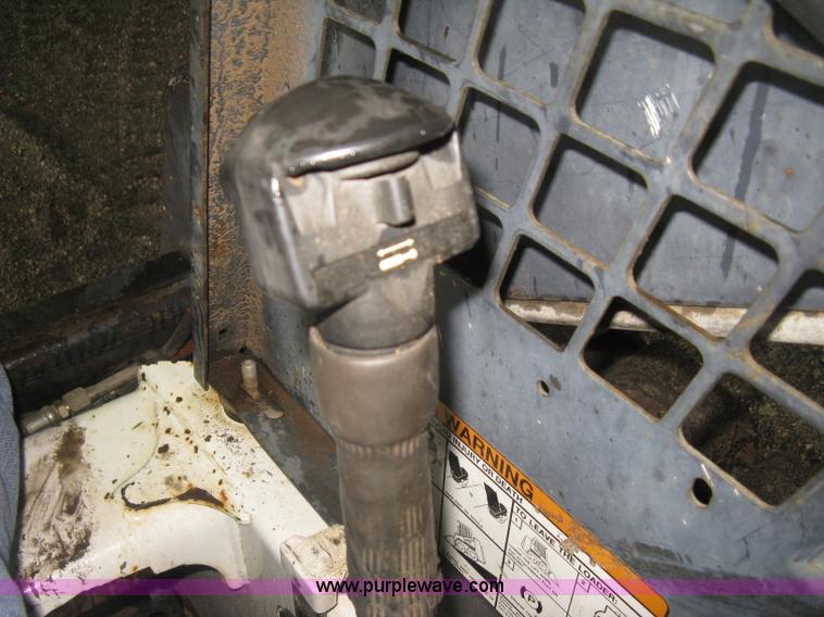 image for item L6415 1995 Bobcat 773 skid steer