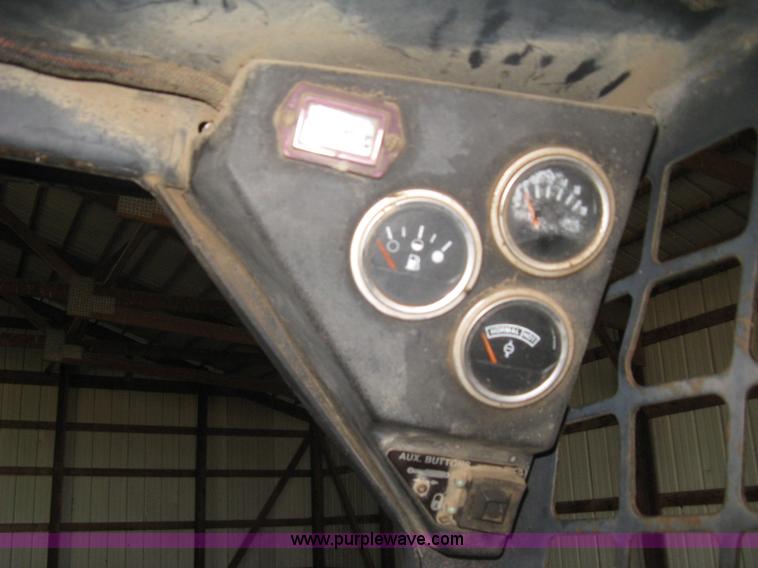 image for item L6415 1995 Bobcat 773 skid steer