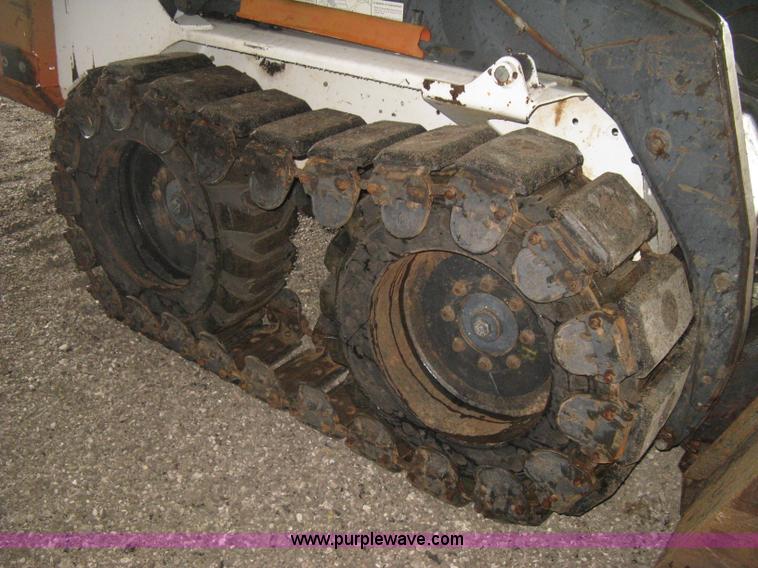 image for item L6415 1995 Bobcat 773 skid steer