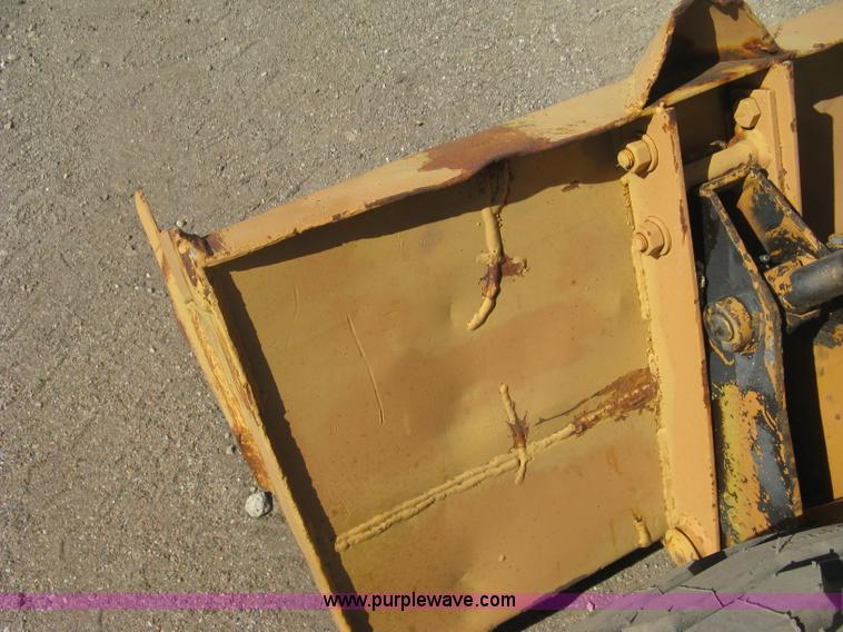 image for item L6420 Case 1845B Uni-Loader skid steer