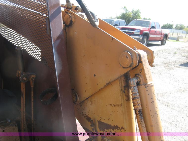 image for item L6420 Case 1845B Uni-Loader skid steer