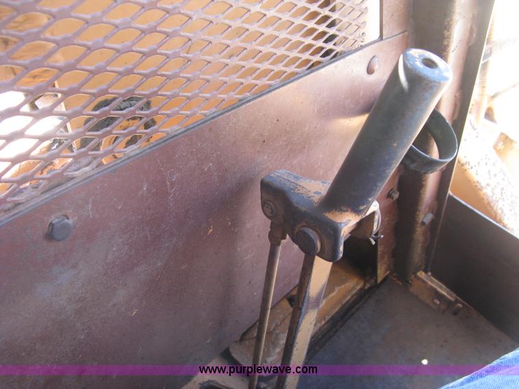 image for item L6420 Case 1845B Uni-Loader skid steer