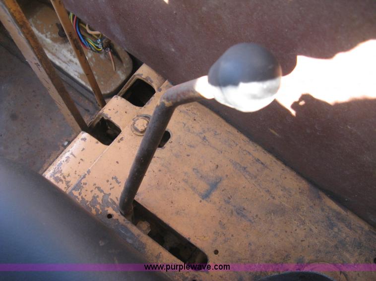 image for item L6420 Case 1845B Uni-Loader skid steer