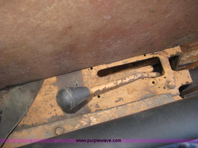 image for item L6420 Case 1845B Uni-Loader skid steer