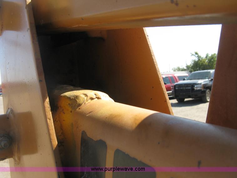 image for item L6420 Case 1845B Uni-Loader skid steer