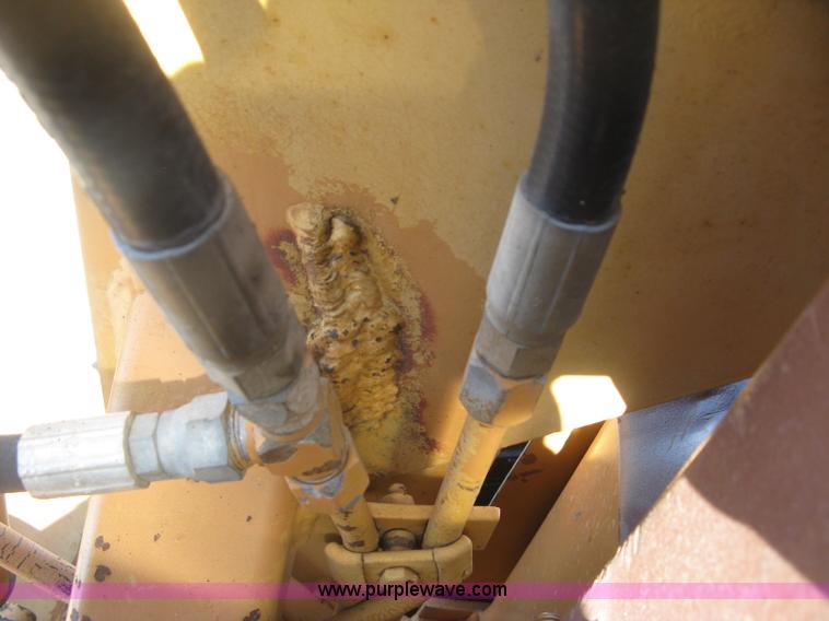 image for item L6420 Case 1845B Uni-Loader skid steer