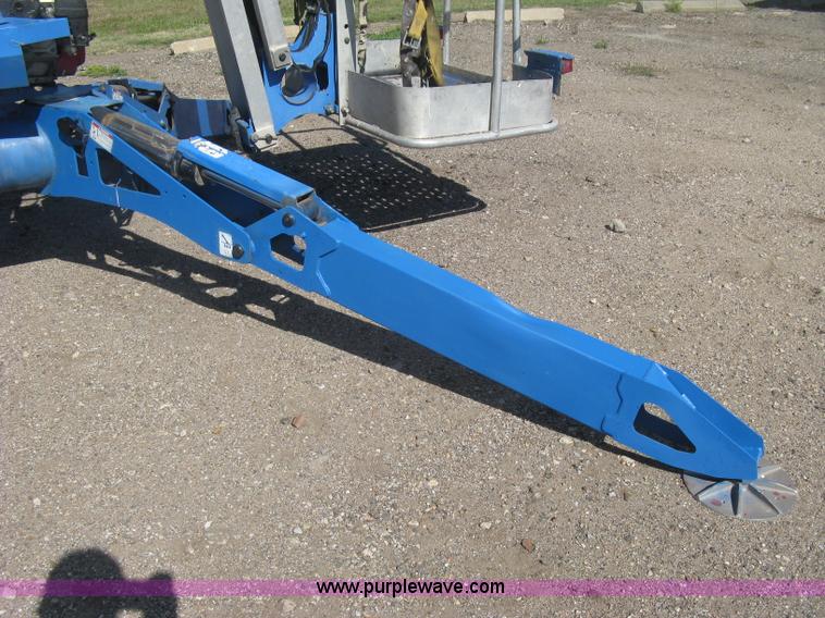image for item L6421 2008 Genie TZ-50 boom lift