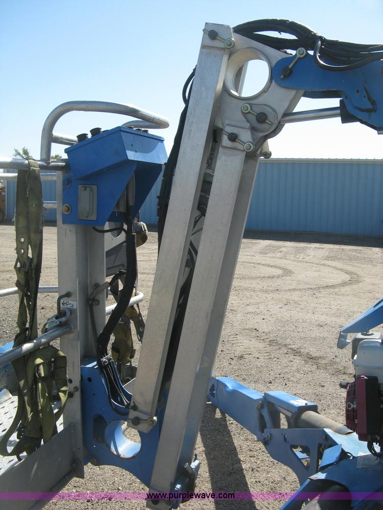 image for item L6421 2008 Genie TZ-50 boom lift