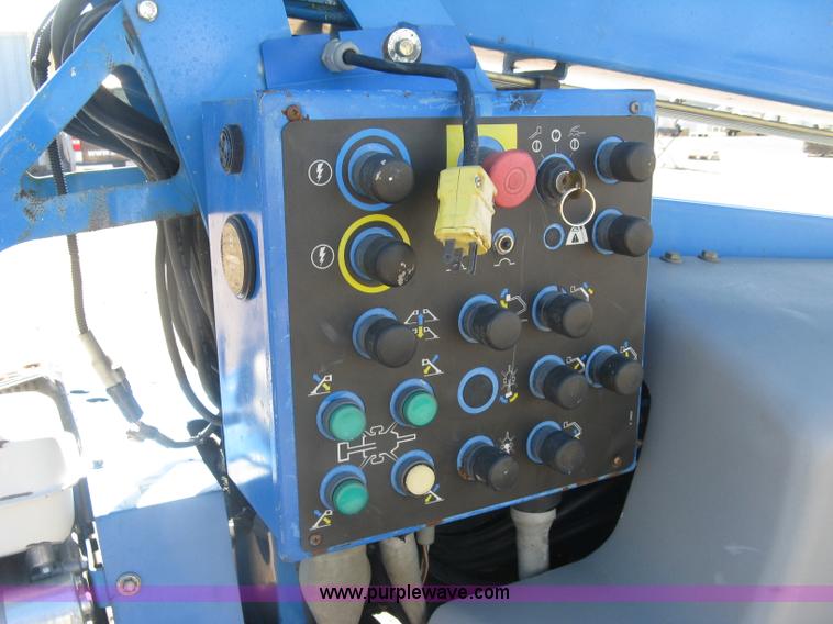 image for item L6421 2008 Genie TZ-50 boom lift