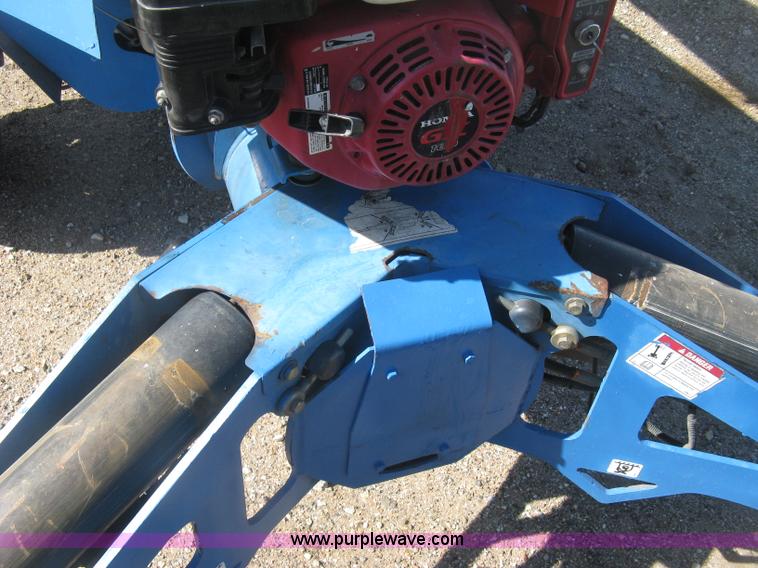 image for item L6421 2008 Genie TZ-50 boom lift