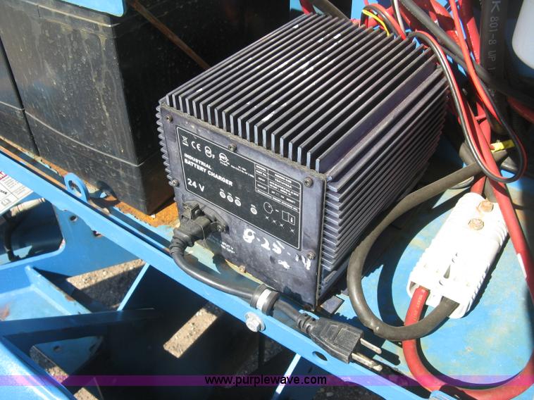 image for item L6421 2008 Genie TZ-50 boom lift