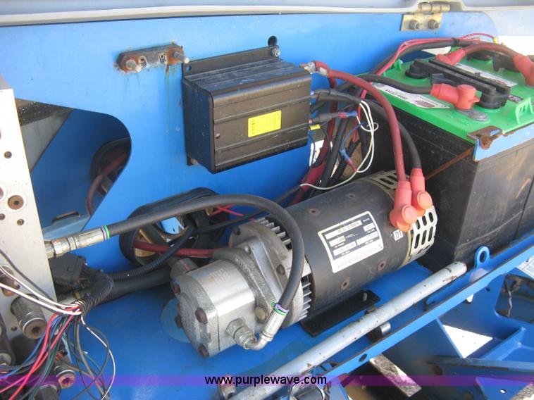 image for item L6421 2008 Genie TZ-50 boom lift