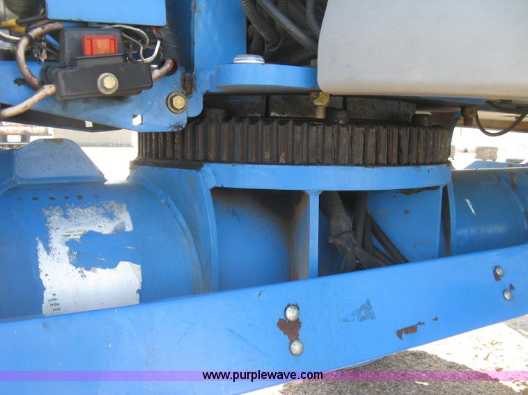 image for item L6421 2008 Genie TZ-50 boom lift