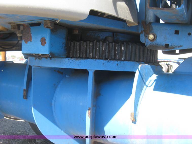 image for item L6421 2008 Genie TZ-50 boom lift