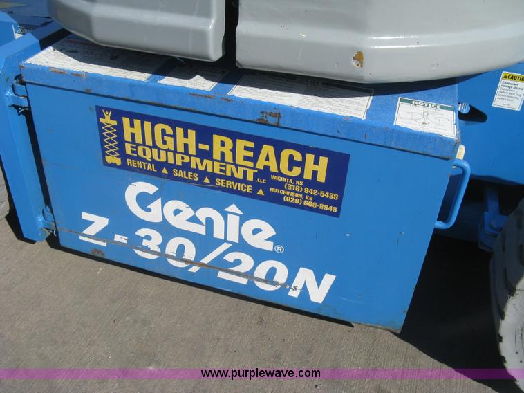 image for item L6422 1998 Genie Z-30/20N boom lift