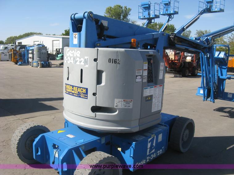 image for item L6423 1996 Genie Z-34/22N boom lift