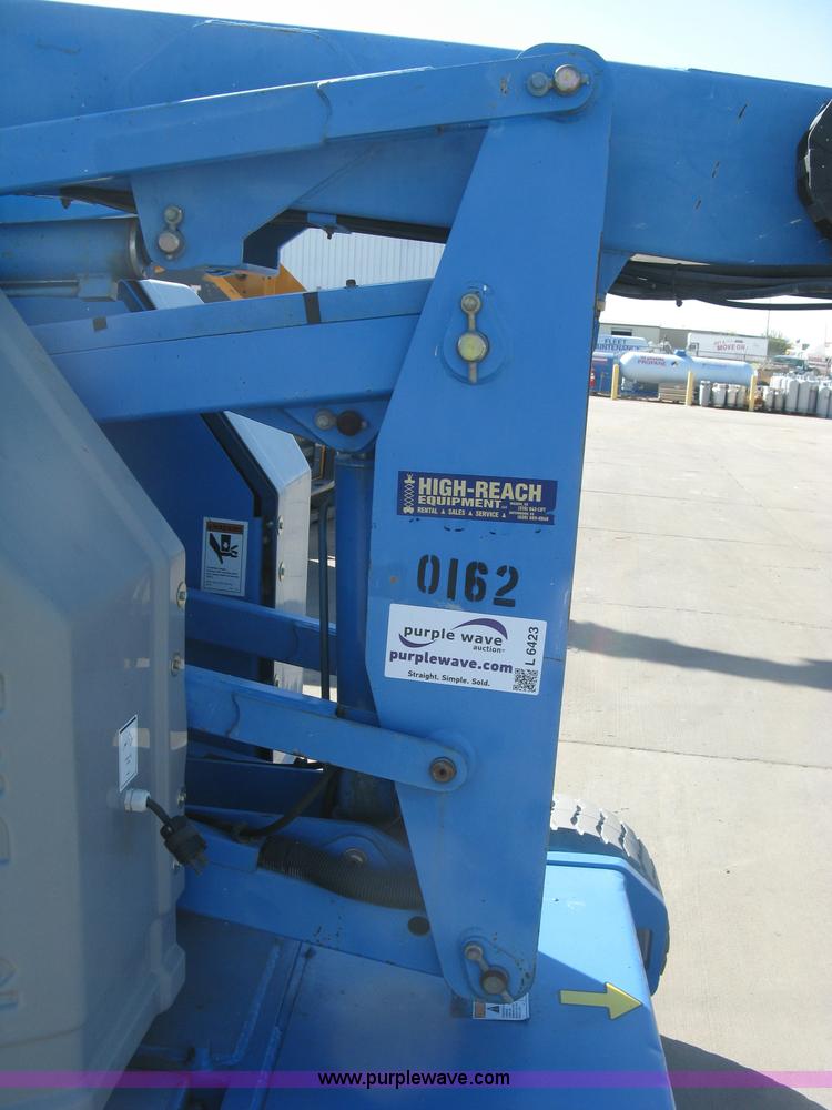 image for item L6423 1996 Genie Z-34/22N boom lift