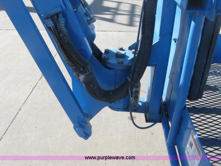 image for item L6423 1996 Genie Z-34/22N boom lift