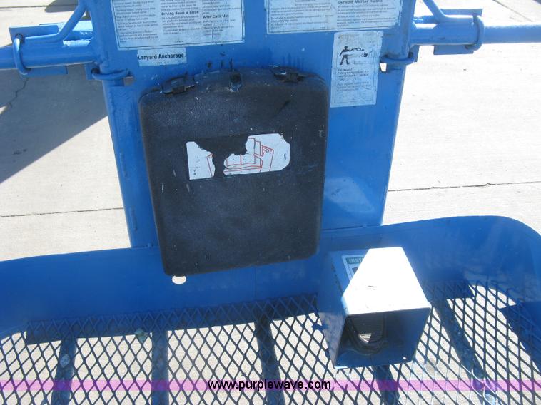 image for item L6423 1996 Genie Z-34/22N boom lift