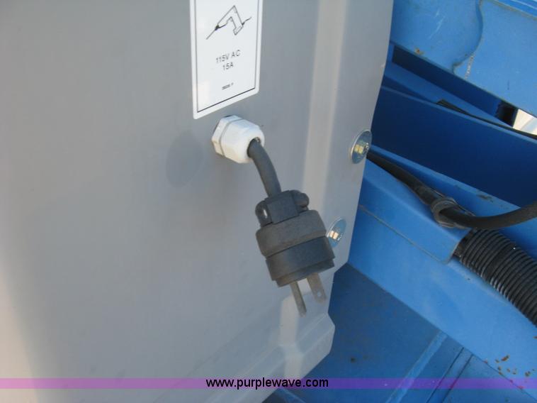 image for item L6423 1996 Genie Z-34/22N boom lift