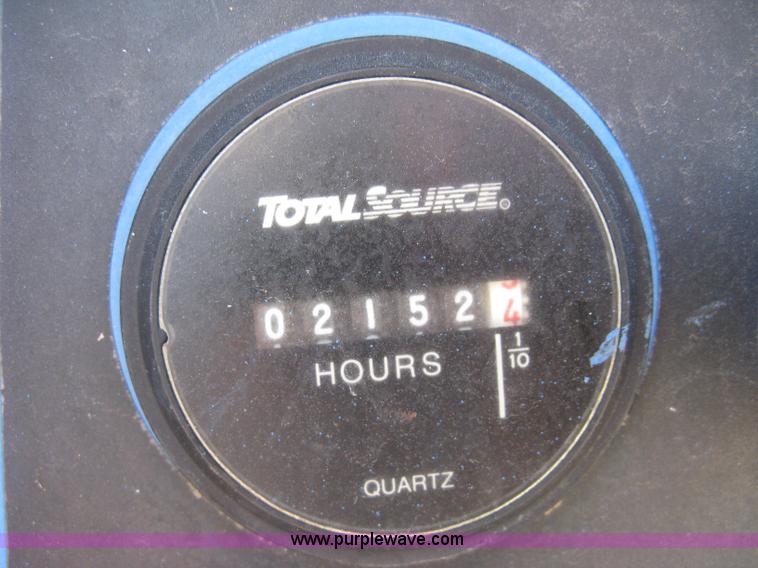 image for item L6423 1996 Genie Z-34/22N boom lift