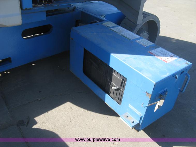 image for item L6423 1996 Genie Z-34/22N boom lift