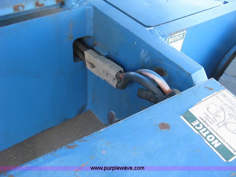 image for item L6423 1996 Genie Z-34/22N boom lift