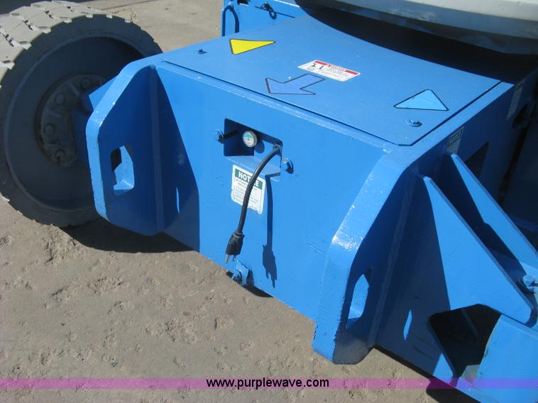 image for item L6423 1996 Genie Z-34/22N boom lift