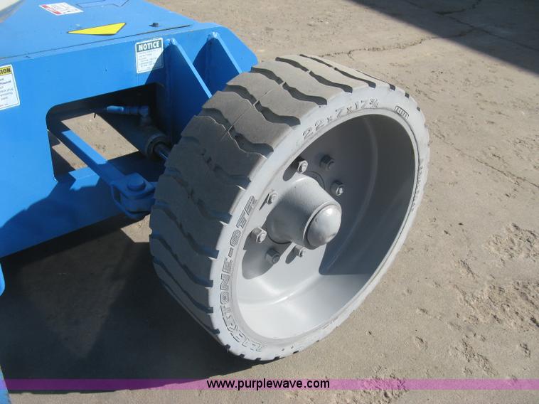 image for item L6423 1996 Genie Z-34/22N boom lift