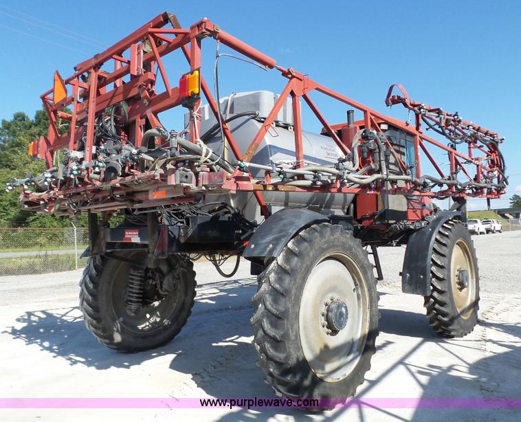 image for item BN9433 2004 Case IH SPX3200 Patriot self-propelled sprayer