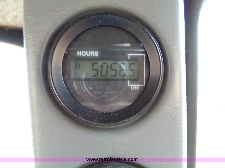 image for item BN9433 2004 Case IH SPX3200 Patriot self-propelled sprayer