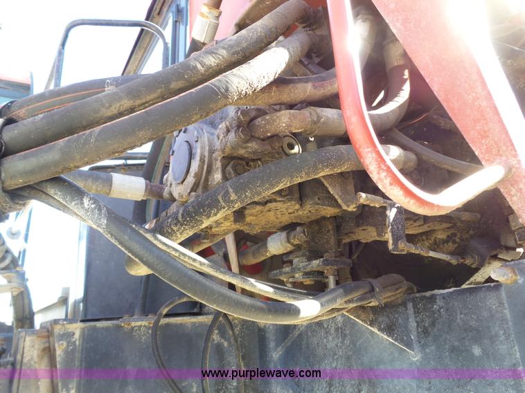 image for item BN9433 2004 Case IH SPX3200 Patriot self-propelled sprayer