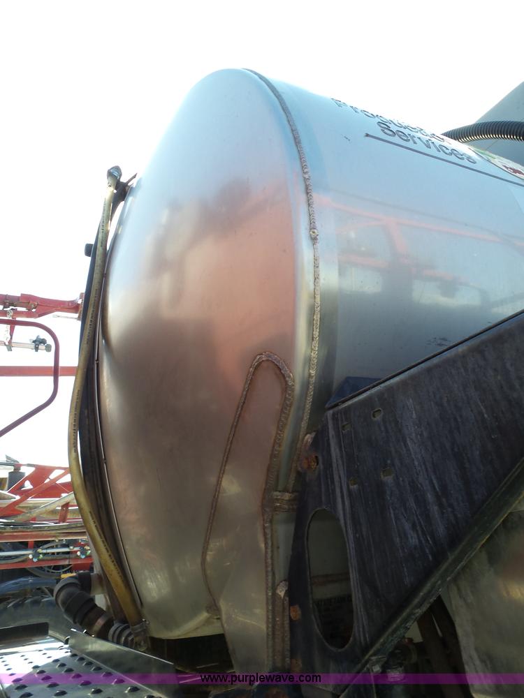 image for item BN9433 2004 Case IH SPX3200 Patriot self-propelled sprayer