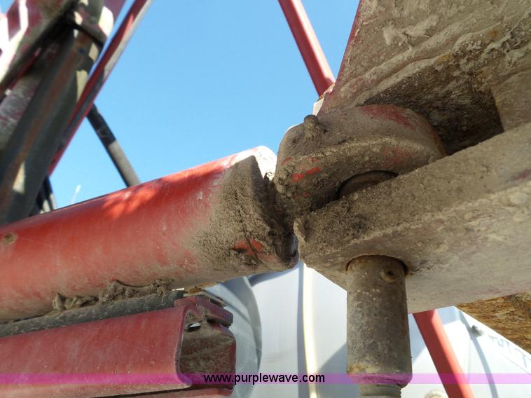 image for item BN9433 2004 Case IH SPX3200 Patriot self-propelled sprayer