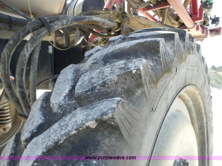 image for item BN9433 2004 Case IH SPX3200 Patriot self-propelled sprayer