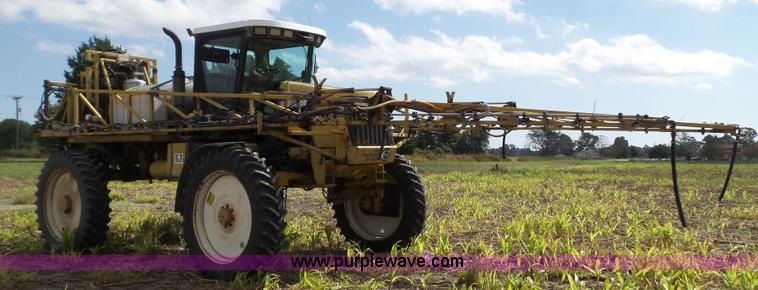 image for item BN9435 2001 Ag-Chem RoGator 854 self-propelled sprayer