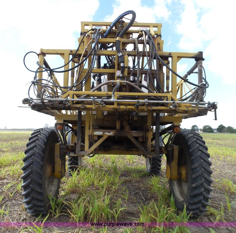 image for item BN9435 2001 Ag-Chem RoGator 854 self-propelled sprayer