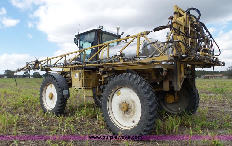 image for item BN9435 2001 Ag-Chem RoGator 854 self-propelled sprayer