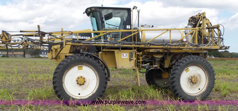 image for item BN9435 2001 Ag-Chem RoGator 854 self-propelled sprayer