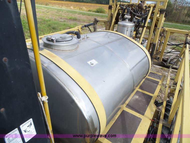 image for item BN9435 2001 Ag-Chem RoGator 854 self-propelled sprayer