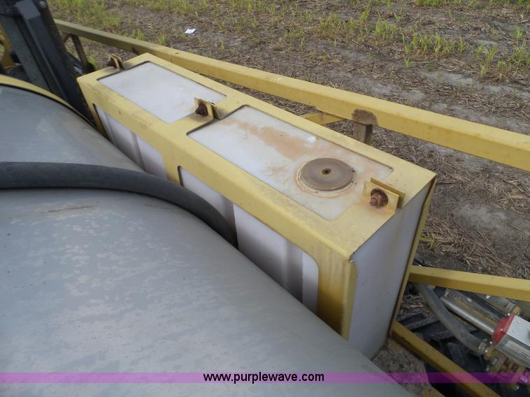 image for item BN9435 2001 Ag-Chem RoGator 854 self-propelled sprayer