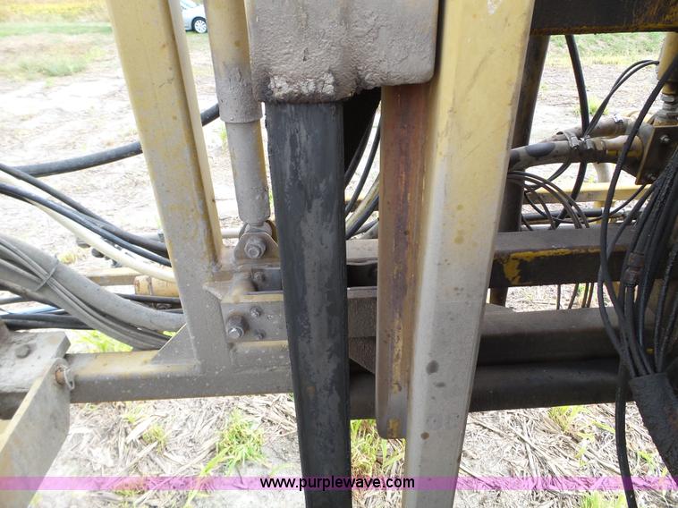 image for item BN9435 2001 Ag-Chem RoGator 854 self-propelled sprayer